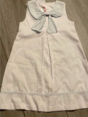 Sleeveless White Girls Dress with Striped Bow Collar